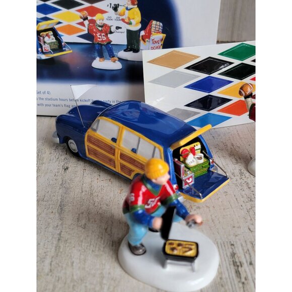 Dept 56 55019 Before the big game snow village accessory Xmas - Picture 3 of 9